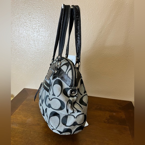 COACH💥Vintage~Rare~SOLD OUT💥Signature Black/Gray Poppy Tote - Picture 8 of 13